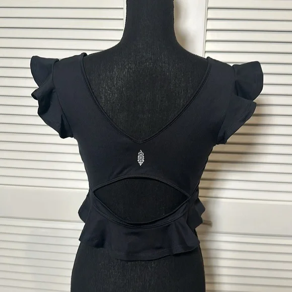 Free People Movement Black Crop Top (Small/Medium, Like New) - Picture 3 of 8